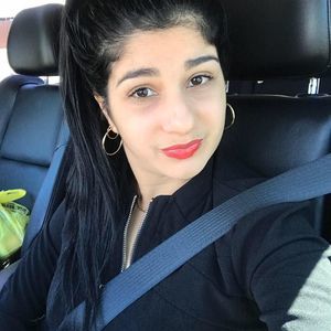 Meet your Posher, Yailin